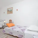 Doris * Traù