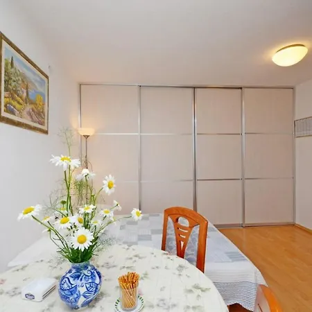 Doris Apartment *