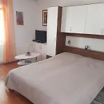 Doris Apartmán *