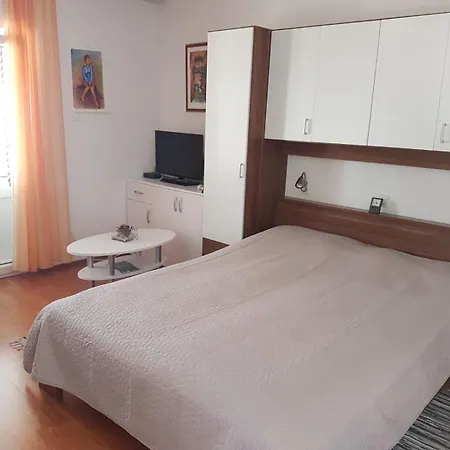 Doris Apartament *