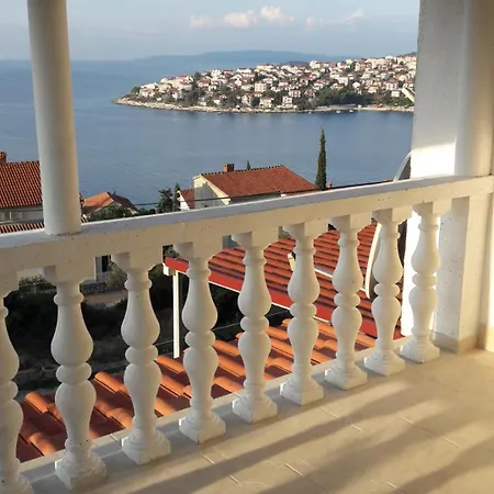 Apartament Doris *